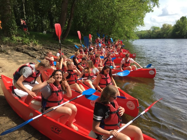 location de Canoe sur Dordogne pour les groupes scolaires